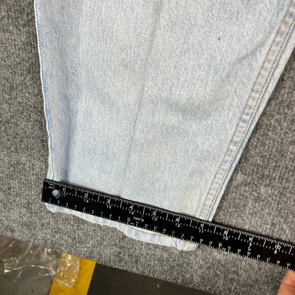 Tommy Hilfiger Jeans Mens 35x30 Light Wash Straight Leg Vintage Denim - Picture 2 of 11